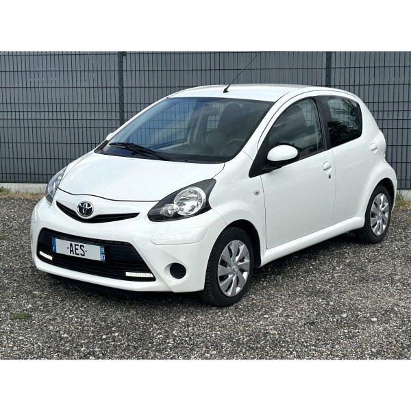 TOYOTA AYGO