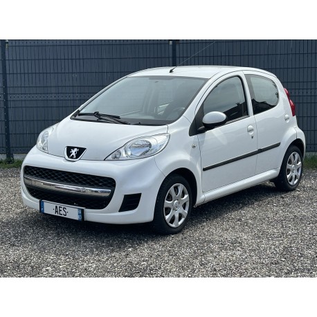 PEUGEOT 107