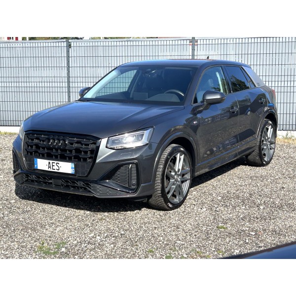 AUDI Q2