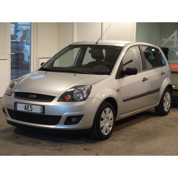 FORD FIESTA  1.3 AMBIENTE