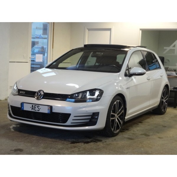 VOLKSWAGEN  GOLF 7